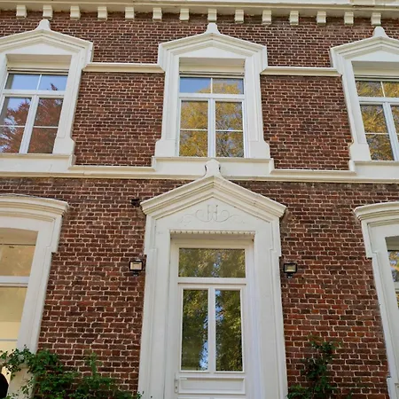 Apartament Art Et Histoire-demeure Historique Aire-sur-la-Lys